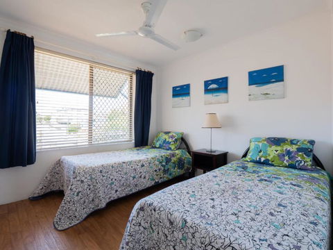 Levuka Unit 12 14 Moreton Pde - Kawana Tourism 6