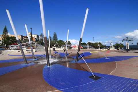 Levuka Unit 12 14 Moreton Pde - Kawana Tourism 2