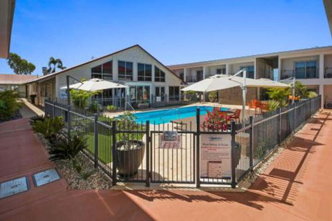 Velocity Motel & Bistro WA - Kawana Tourism 0