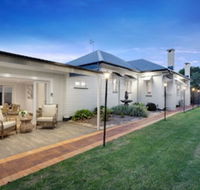 Nell's Place - Kawana Tourism