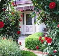 Bed  Breakfast at Stephanies - Kawana Tourism