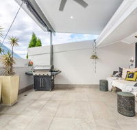 Urban Chic 3 BR House in Wickham - Kawana Tourism