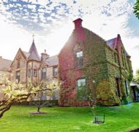 Overnewton Castle - Kawana Tourism