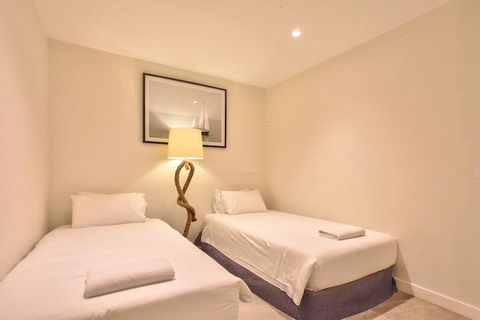 Apartment Hyde Park - Darling Harbour Day St 1 - Kawana Tourism 6