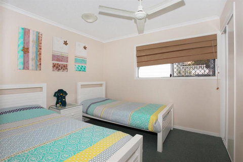 Unit 3 On The Park Coolum Beach - Kawana Tourism 5