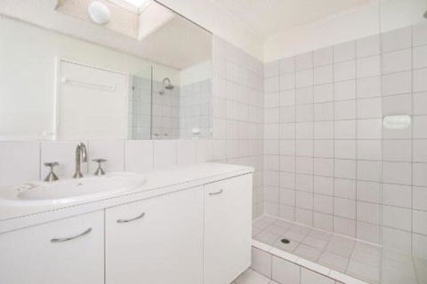 Wickham Cove Unit 10 45 Albert Street. Kings Beach - Kawana Tourism 2