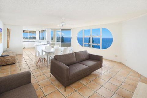 Wickham Cove Unit 10 45 Albert Street. Kings Beach - Kawana Tourism 5