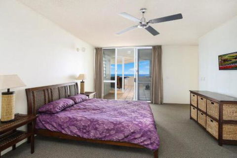 Wickham Cove Unit 10 45 Albert Street. Kings Beach - Kawana Tourism 3