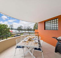 Dolphin Cove Apt 5 - Kawana Tourism