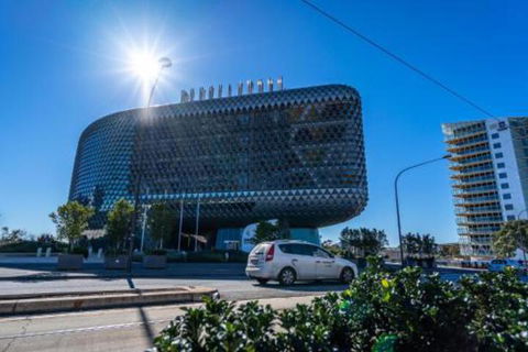 Bliss At Balfours Heart Of The CBD Wifi Nespresso Netflix - Kawana Tourism 3