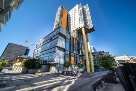 Bliss At Balfours Heart Of The CBD Wifi Nespresso Netflix - Kawana Tourism 6