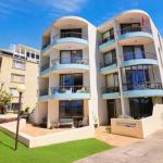 Eastbourne U4 80 Esplanade Golden Beach - Kawana Tourism 0