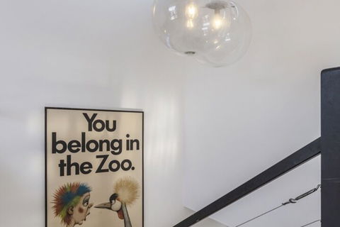 Fabulous Fitzroy Converted Warehouse - Kawana Tourism 6