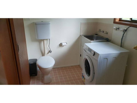 Ripplebrook Cottage - Kawana Tourism 2