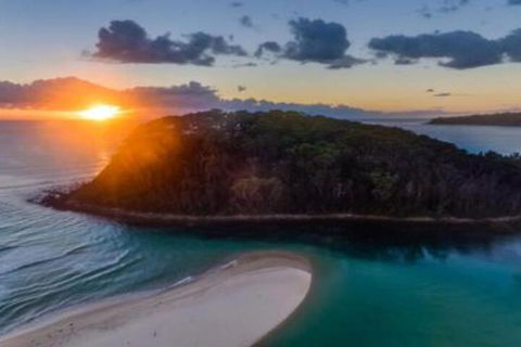 Families Escape To The Coast - Kawana Tourism 5