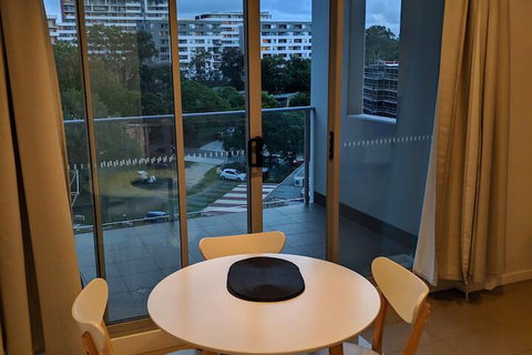 Trigo Home - Saunders Close Sydney - Kawana Tourism 5