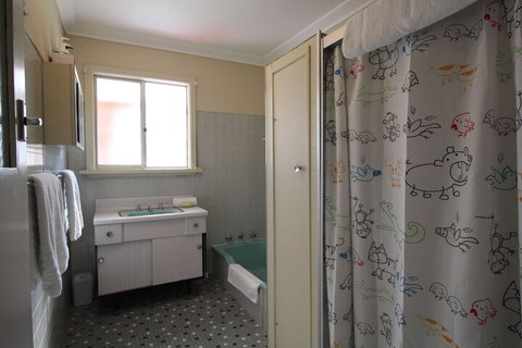 The White House - Kawana Tourism 3