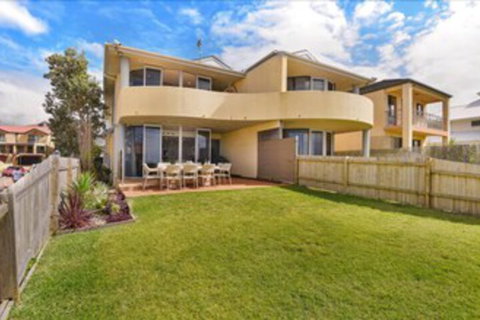 JoeAnne At Blue Bay Absolute Beachfront - Kawana Tourism 1