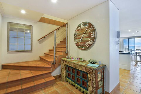 JoeAnne At Blue Bay Absolute Beachfront - Kawana Tourism 5