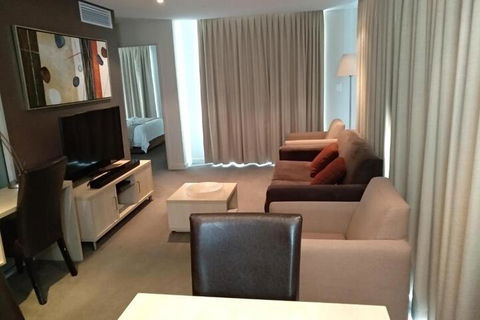 JABCA Apartments - Kawana Tourism 5
