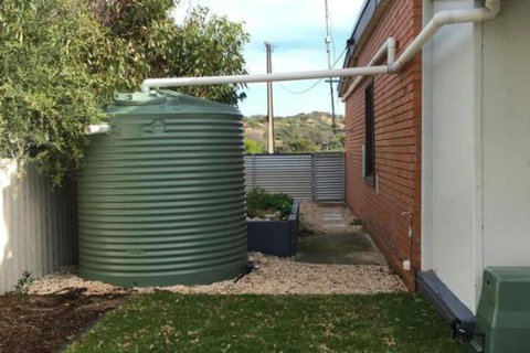 The Dunes Beach House - Kawana Tourism 6