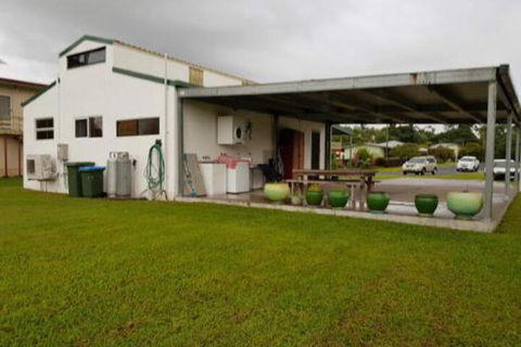 Froggy Hollow Holiday Cottage - Kawana Tourism 3