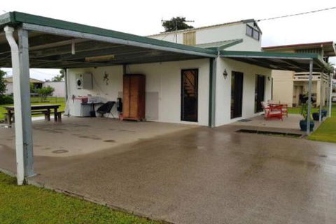 Froggy Hollow Holiday Cottage - Kawana Tourism 4