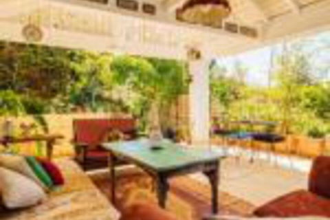 The Blue Beach House - Kawana Tourism 0