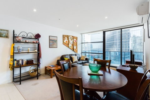 TIARA, 1BDR Southbank Apartment - Kawana Tourism 5