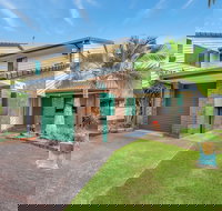 Fountain View Villa - Q Stay - Kawana Tourism