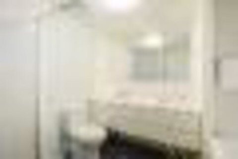 TWIG CBD Water Views - Kawana Tourism 5