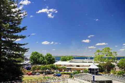 2 Bedroom Apartment Nelson Towers Victoria Parade - Kawana Tourism 4