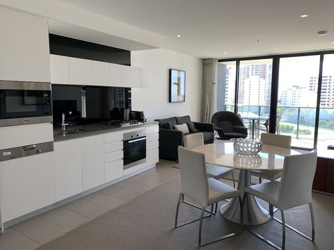 The Oracle Broadbeach 906 - Kawana Tourism 6