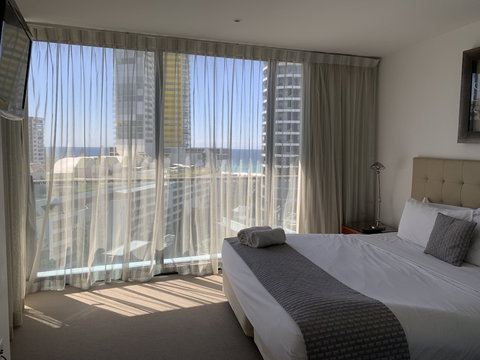 The Oracle Broadbeach 906 - Kawana Tourism 1