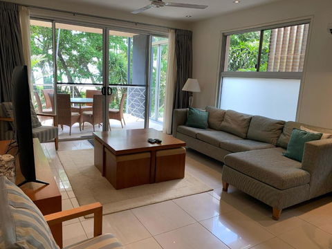 Beach House Apartment 1 - Kawana Tourism 5