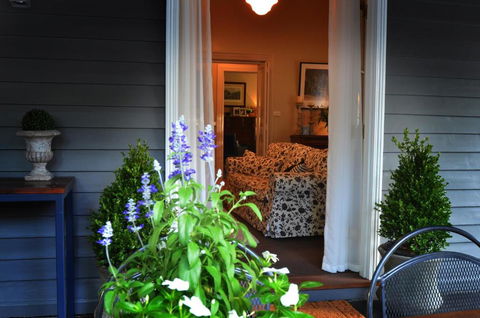 Clement House - Kawana Tourism 1