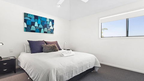 Aqua On Fletcher Street - Kawana Tourism 3