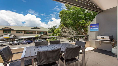 Aqua On Fletcher Street - Kawana Tourism 2
