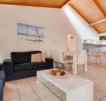 Sapphire Sea n Sand - Kawana Tourism