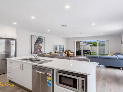 Pacific Paradise No.28 Anna Bay - Kawana Tourism 5