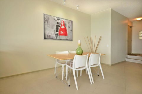 Jomar U1 21 McIlwraith Street Moffat Beach - Kawana Tourism 3