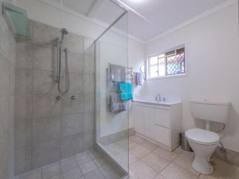 Bryce Street 30 Ultimate Beach Shack - Kawana Tourism 4