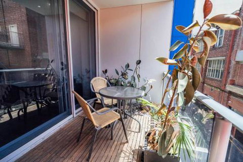 Tropicana On Bent Wifi Nespresso Heart Of East End - Kawana Tourism 6