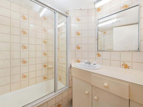 Unit 13 Oceanic Kings Beach - Kawana Tourism 1