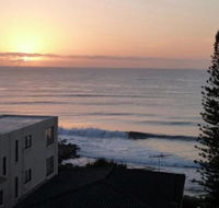 Unit 5 Sanctuary Shores Kings Beach Free Wifi - Kawana Tourism