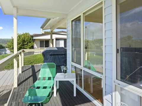 VALLEY VIEWS 10 Valley Heights Drive - Kawana Tourism 1