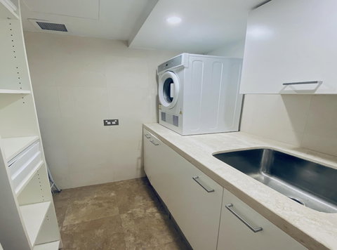 BELLEVUE GARDEN OASIS-hosted By L'Abode - Kawana Tourism 6