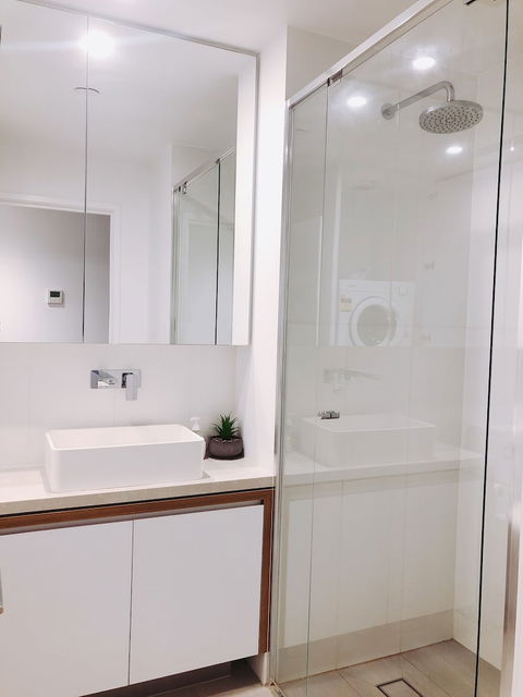 FV Apartments - Kawana Tourism 2