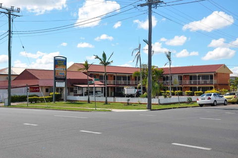 Mineral Sands Motel - Kawana Tourism 2