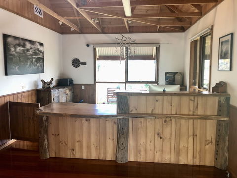 Daysy Hill Country Cottages - Kawana Tourism 0